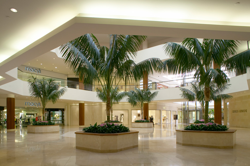 Future of malls? South Coast Plaza's retiring GM: 'Be nimble, flexible' –  Orange County Register